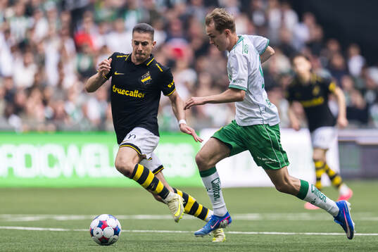 AIKs Dino Besirovic och Hammarbys Victor Lind