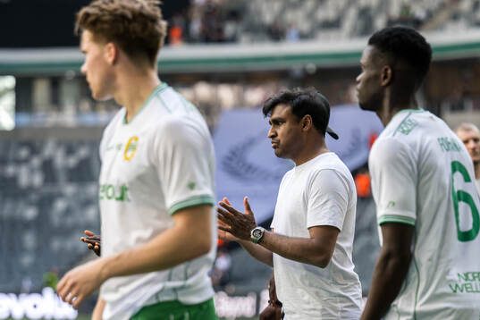 Hammarbys tränare Kalle Karlsson deppar