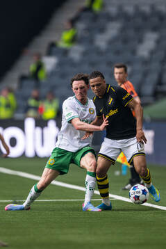 Hammarbys Noah Persson och AIKs Kevin Filling