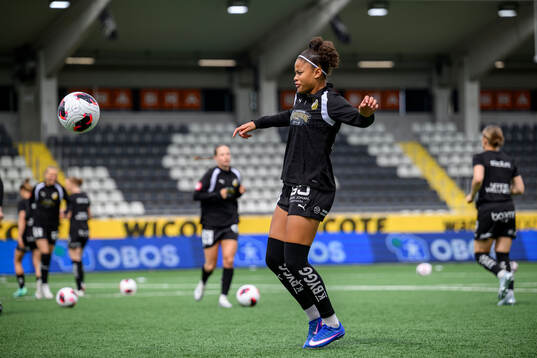 Häckens Felicia Schröder