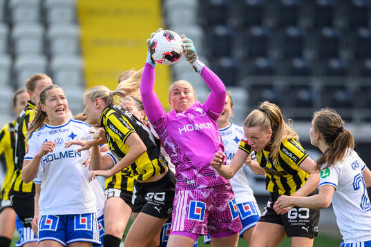 IFK Norrköpings målvakt Sofia Hjern