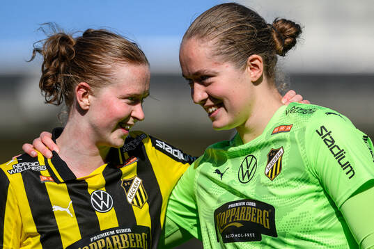 Bläddra bland fler bilder av Fotboll, Damallsvenskan, Häcken - IFK Norrköping