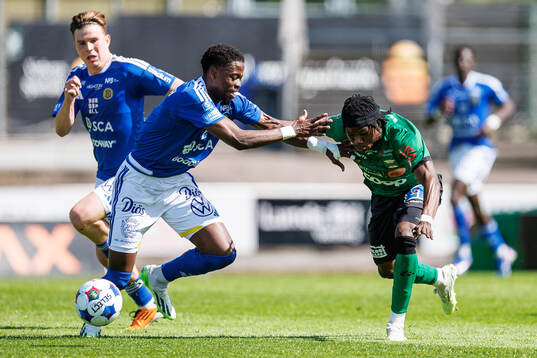 GIF Sundsvalls Alieu Atlee Manneh och Varbergs Severin
