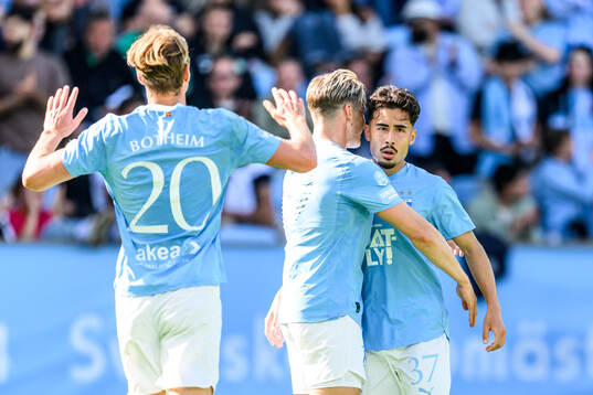 Malmö FFs Adrian Skogmar jublar