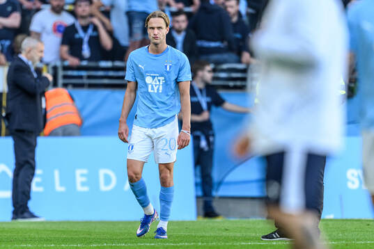 Malmö FFs Erik Botheim deppar