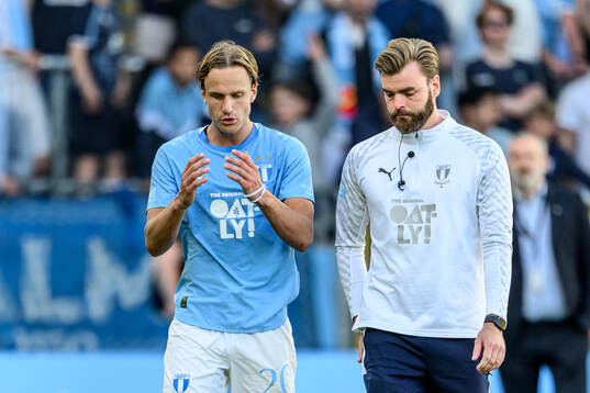 Malmö FFs Erik Botheim deppar