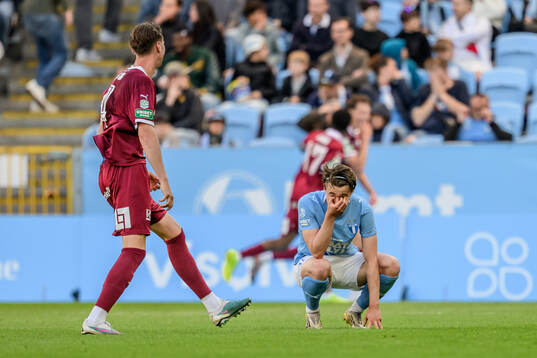 Malmö FFs Oscar Sjöstrand deppar