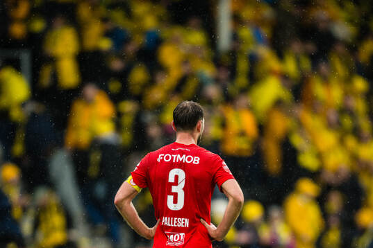 Fredrik Pallesen Knudsen of Brann looks dejected