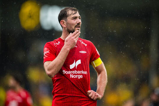 Fredrik Pallesen Knudsen of Brann looks dejected