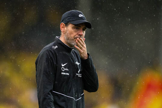 Head coach Freyr Alexandersson of Brann looks dejected