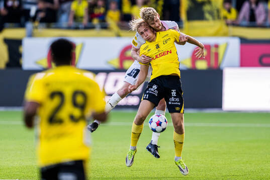 Elfsborgs Leo Östman och Häckens Filip Helander