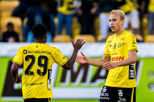 Elfsborgs Leo Östman jublar