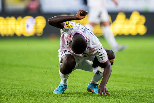 Häckens Brice Wembangomo deppar