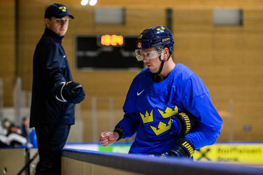 Lucas Raymond of Sweden at a practice session