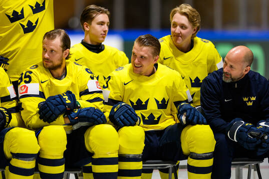 Jacob De La Rose, Jakob Silfverberg and Assistant coach
