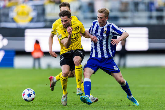 Mjällbys Axel Norén och IFK Göteborgs Benjamin Brantlind