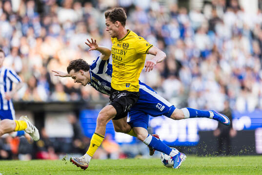 IFK Göteborgs Kolbeinn Thordarson och Mjällbys Villiam