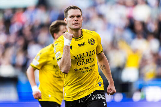 Mjällbys Jacob Bergström jublar