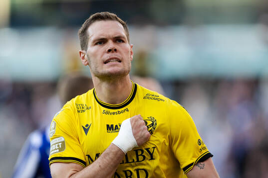Mjällbys Jacob Bergström jublar