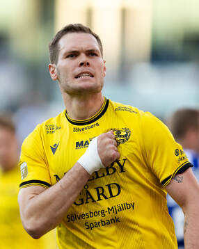 Mjällbys Jacob Bergström jublar