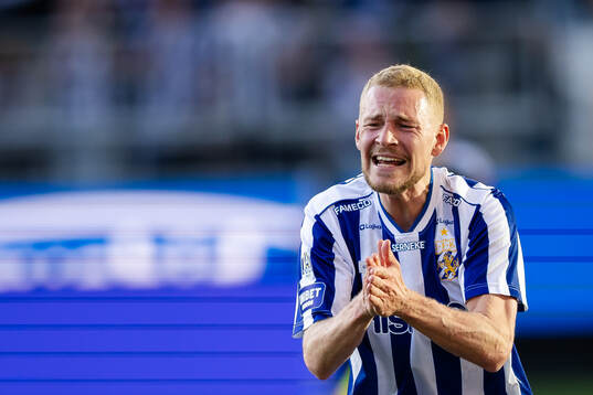 IFK Göteborgs Adam Bergmark Wiberg reagerar