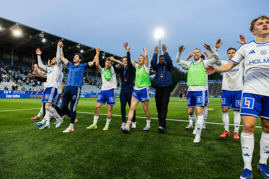 IFK Norrköpings spelare jublar