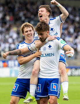 IFK Norrköpings Ture Sandberg och Ryan Nelson jublar med