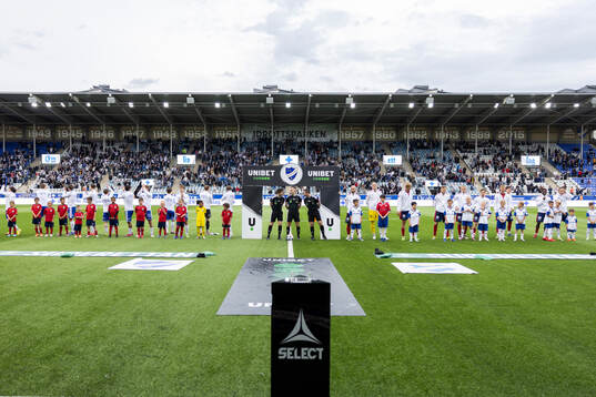 IFK Norrköpings spelare och Östers spelare
