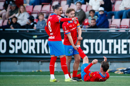Helsingborgs Max Svensson har kramp