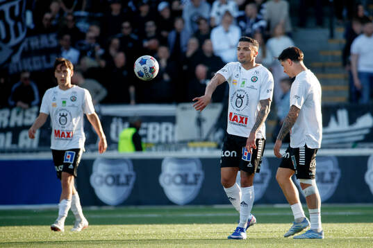 Örebros Ahmed Yasin och Antonio Yakoub deppar vid 0-2