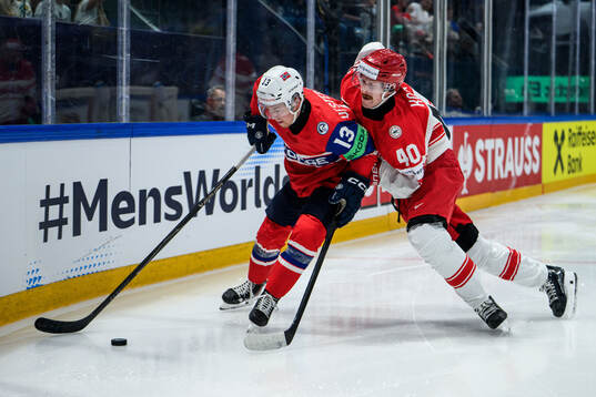 Bläddra bland fler bilder av 2026 IIHF Ice Hockey World Championship, Day 12, Norway - Denmark