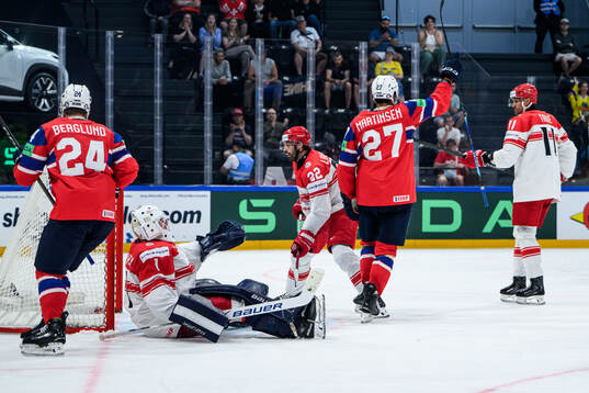 Andreas Martinsen of Norway celebrates