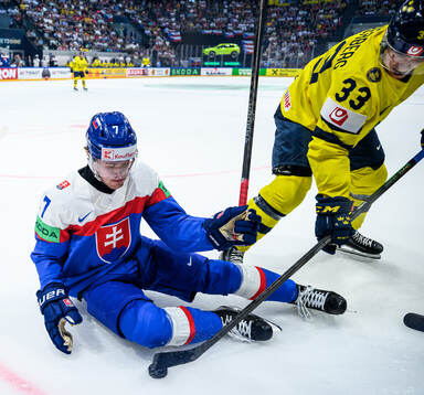 Maxim Strbak of Slovakia and Jakob Silfverberg of Sweden