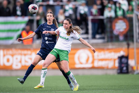 Eskilstuna United DFFs Wilma Öhman och Hammarbys Vilde