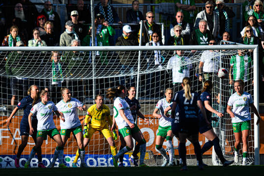 Hammarbys målvakt Melina Loeck