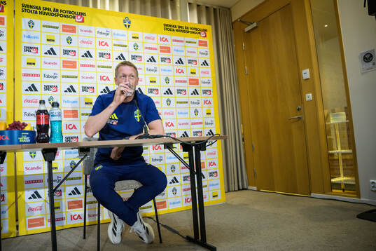 Head coach Graham Potter of the Swedish men's national