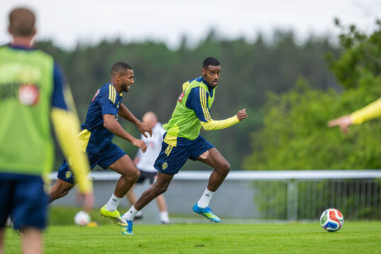 Isak Hien and Alexander Isak of the Swedish national