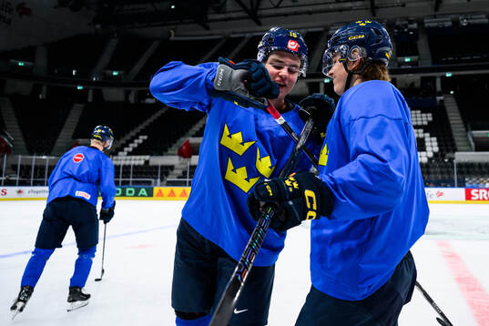 Anton Frondell and Ivar Stenberg of Sweden at a practice