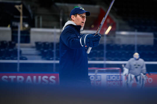 Assistant coach Stefan Klockare of Sweden at a practice