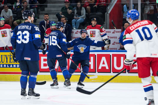 Sakari Manninen of Finland celebrates