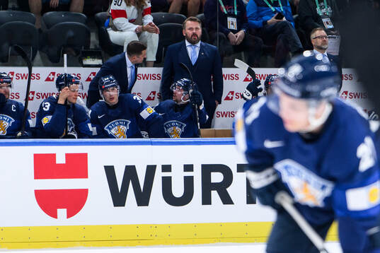 Head coach Antti Pennanen of Finland