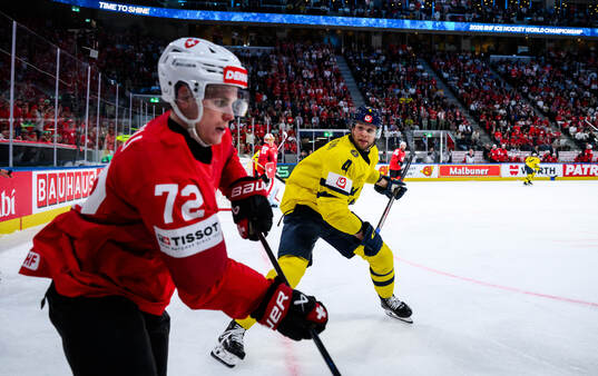 Dominik Egli of Switzerland and Jacob Larsson of Sweden