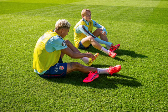 Antonio Nusa and Andreas Schjelderup of the Norwegian