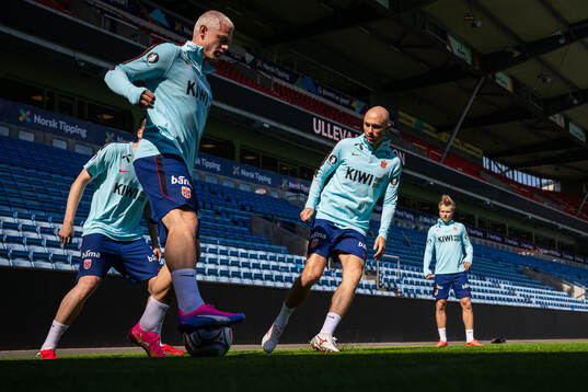 Julian Ryerson and Fredrik Aursnes of the Norwegian