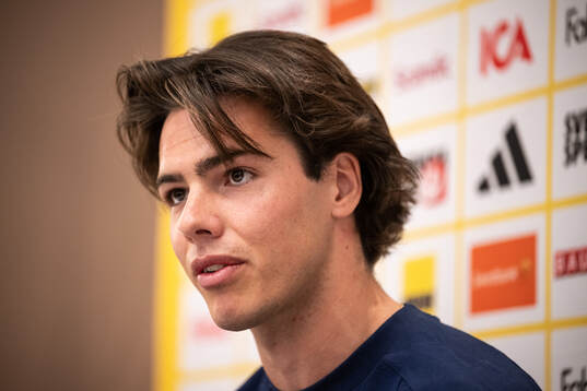 goalkeeper Jacob Widell Zetterström of the Swedish