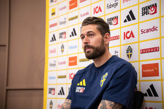 goalkeeper Kristoffer Nordfeldt of the Swedish national