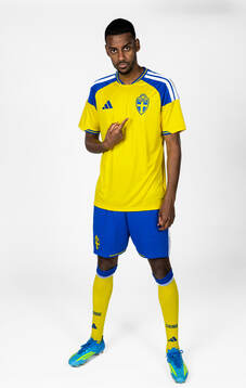 Alexander Isak of the Swedish national football team poses