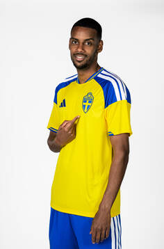 Alexander Isak of the Swedish national football team poses