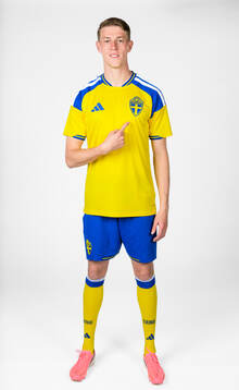 Alexander Bernhardsson of the Swedish national football
