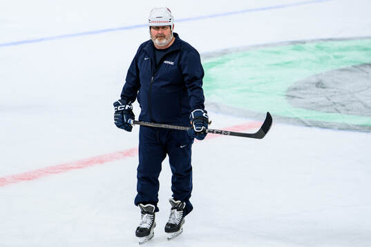 Head coach Petter Thoresen of Norway at a practice session